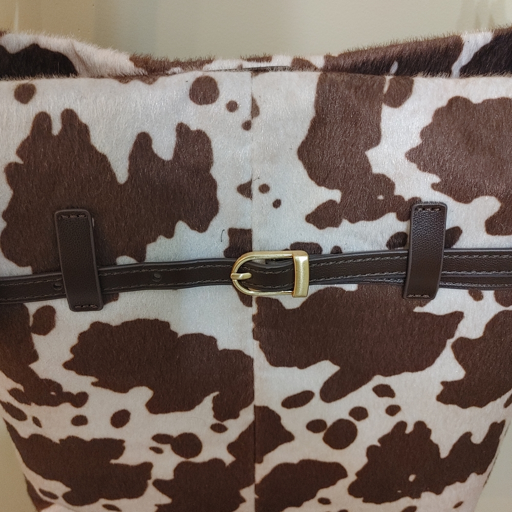 NWT House of Harlow Brown and White Cow Print Shoulder Bag Animal Print Purse - Picture 4 of 10